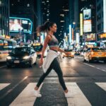 NIGHT QUILL Top sportowy damski - obrazek 4