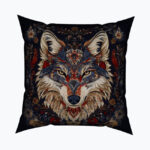 MIDNIGHT SPIRIT WOLF Kwadratowa poduszka