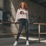 BOSSY DOLL Damska Crop Hoodie - obrazek 9