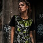 Chrome Gremlin Damski T-shirt z Szerokim Dekoltem - obrazek 4