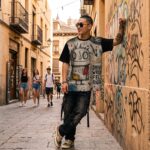 DRAWN WRONG. FELT RIGHT Męski T-Shirt Sportowy - obrazek 4