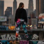 GLITCHED HIBISCUS Damskie Spodnie Dresowe - obrazek 6
