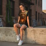 LOYALTY FIRE Damski T-shirt z Szerokim Dekoltem - obrazek 6