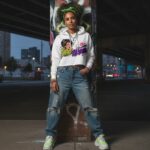 NEON GOSSIP Damska Crop Hoodie - obrazek 7