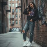 REBEL ROMANCE  Damska Crop Hoodie - obrazek 3