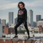 TROUBLE ANGEL Crop Hoodie - obrazek 7