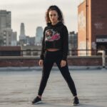 TROUBLE ANGEL Crop Hoodie - obrazek 3